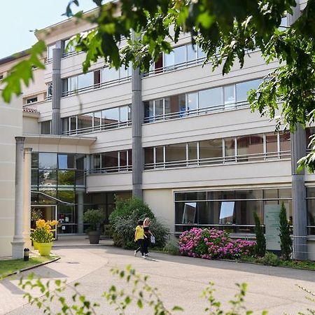 Hotel Valpre Ecully Exterior photo